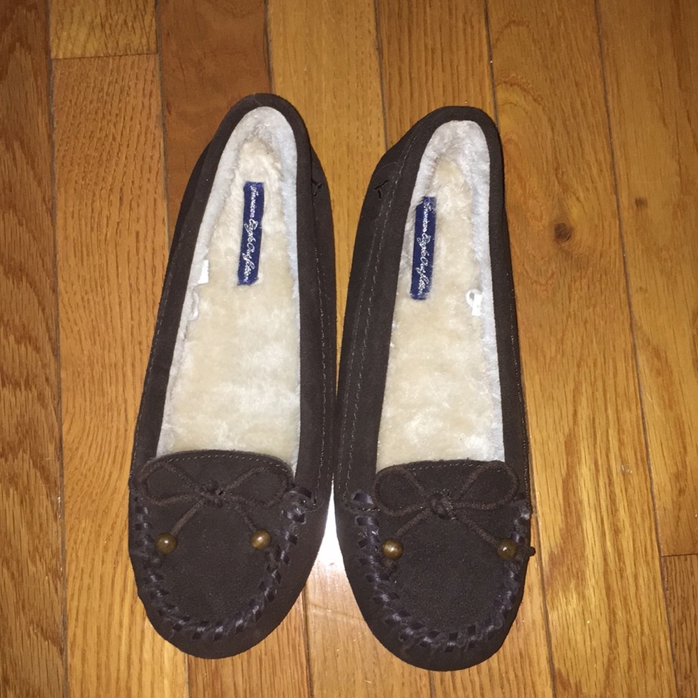 NWOT! American Eagle moccasin slides